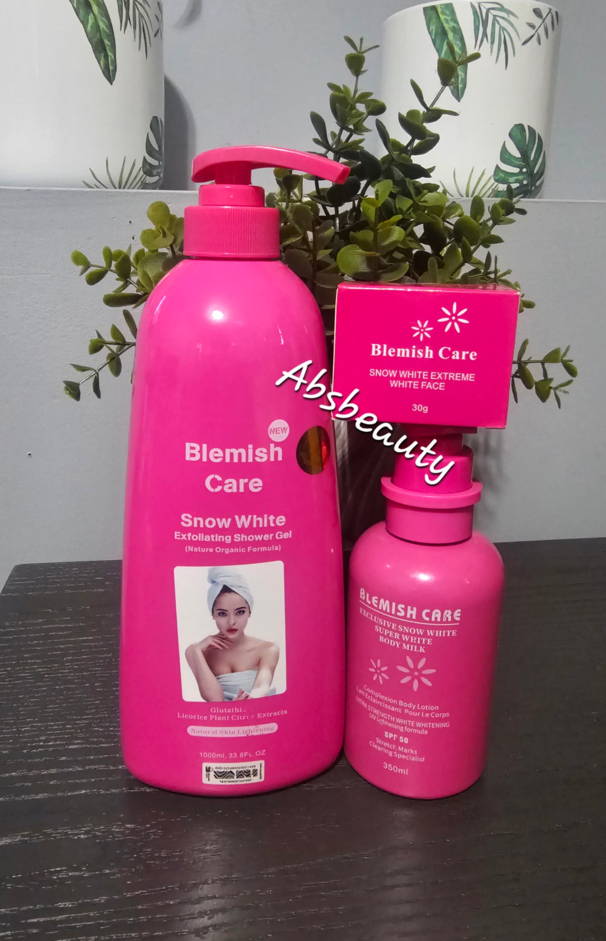 3pcs Blemish Care Snow white Exfoliating Shower Gel 1000ml, Exclusive Snow White Super White Body Milk 350ml,& Carrot Super Face Glow cream
