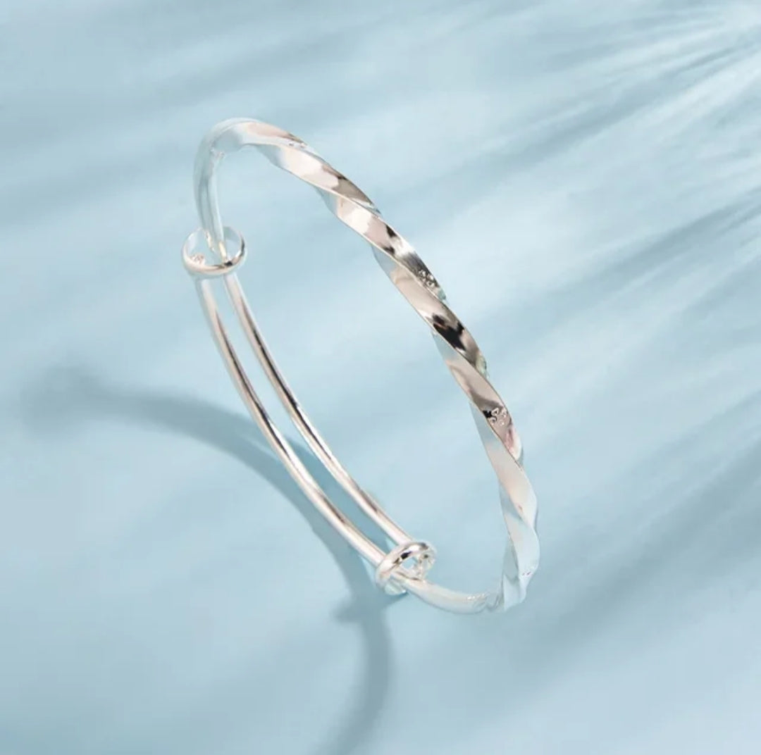 Contorted Mobius Ring Bracelet Silver Plated