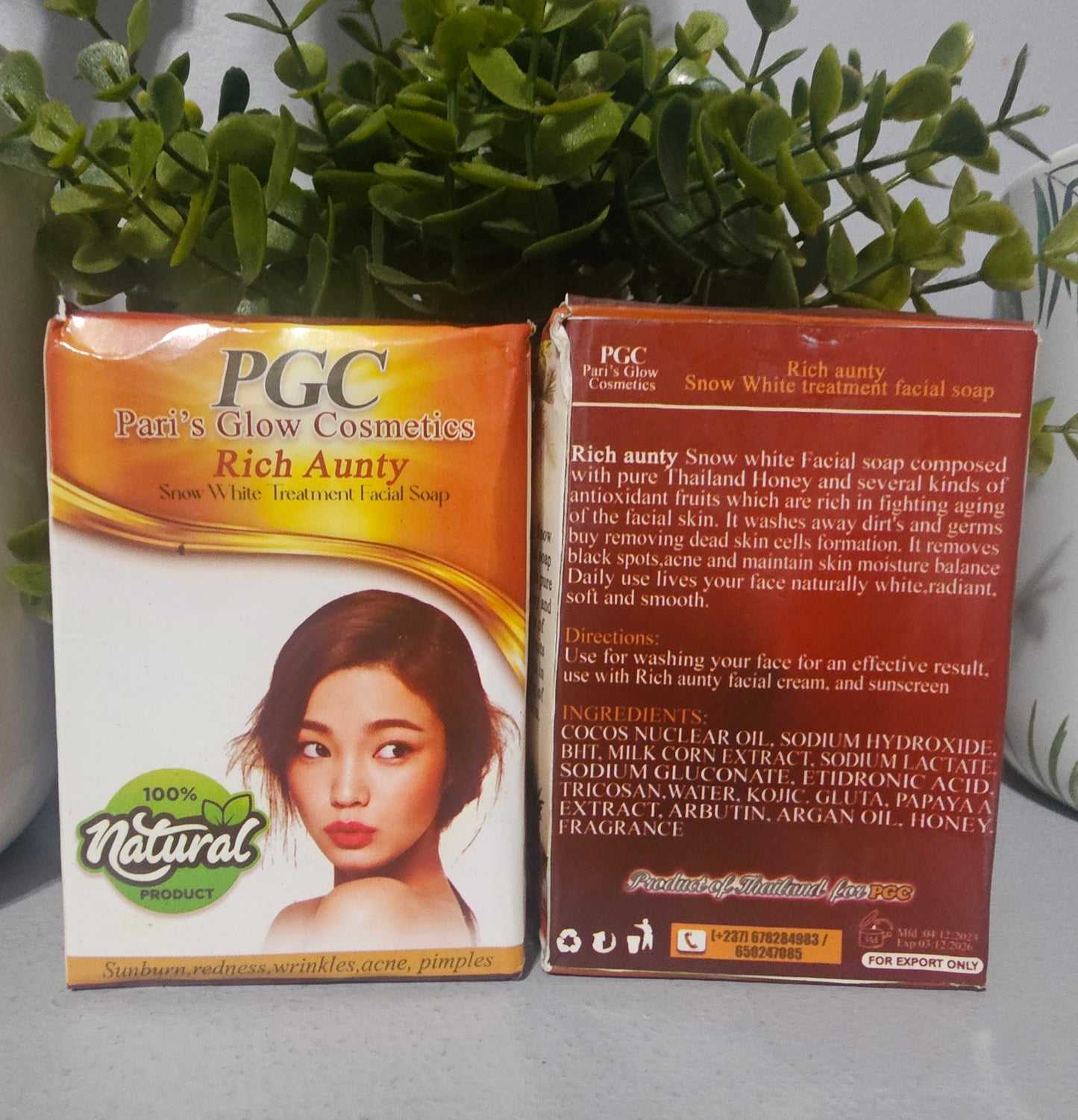 Pari's Glow Cosmetics Rich Aunty Snow white Treatment Facial Soap.1pc