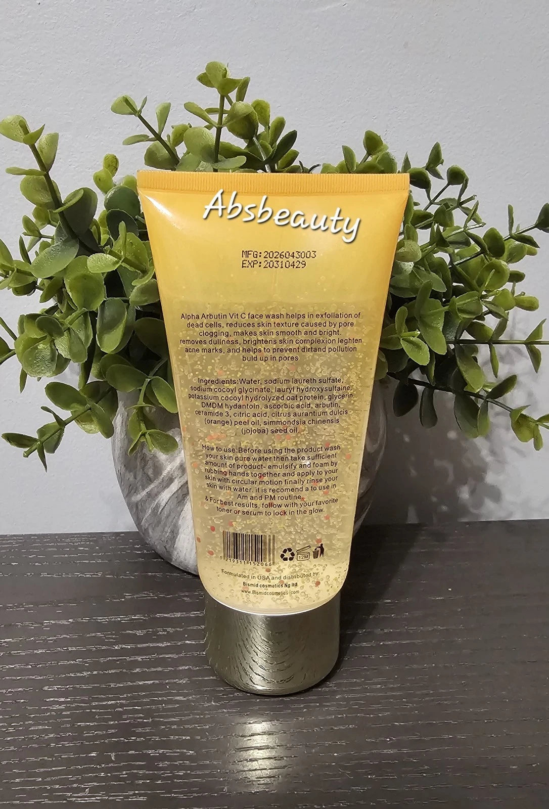Bismid Daily Glow Alpha Arbutin Vitamin C Facial Cleanser 200g