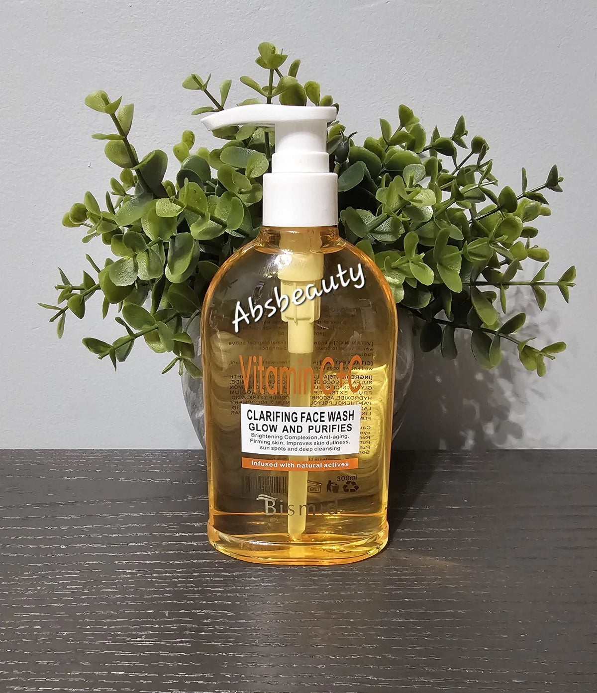Bismid Vitamin C+C Clarifing Face Wash Glow & Purifies