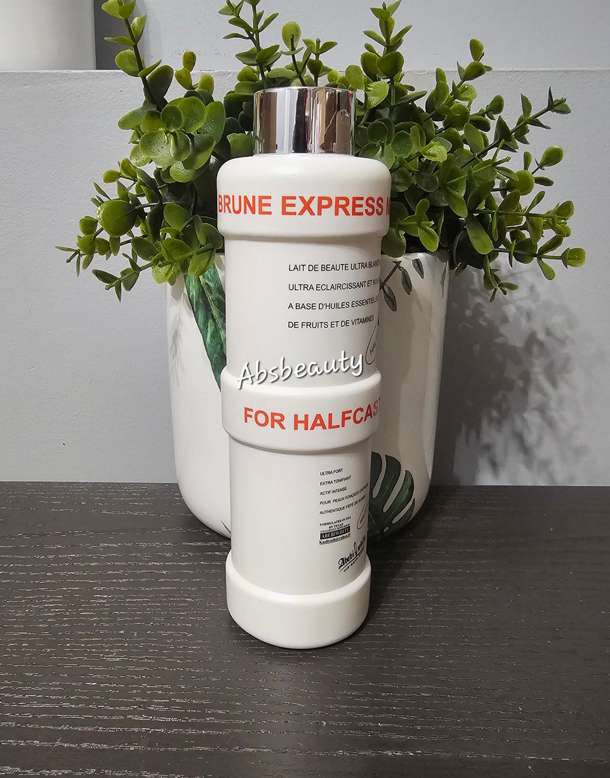Abebi White Vip Skin Care Brune Express Maxitone Half-C Body Lotion