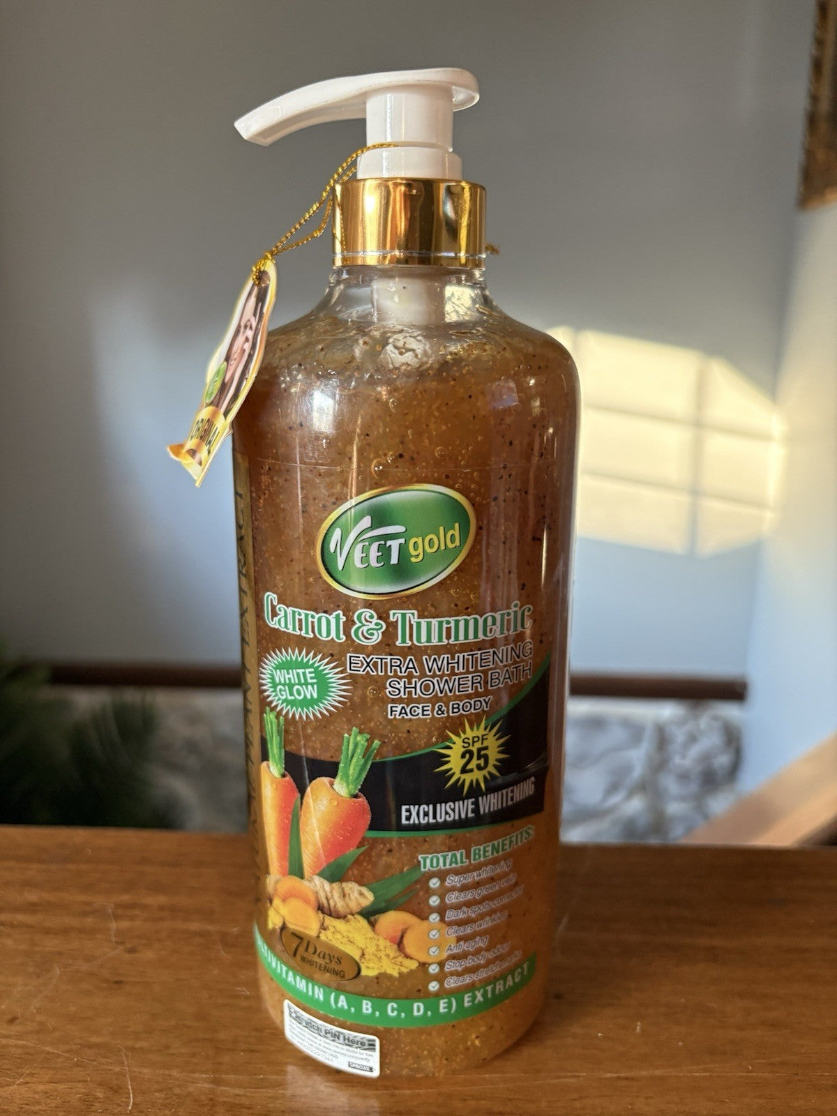 Veet gold Carrot & Turmeric EXTRA Whitening Shower Gel 1000ml Spf 25