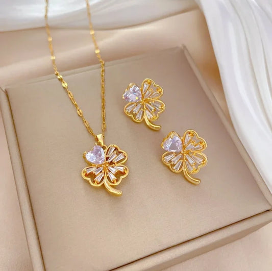 New Arrival Fashion Jewelry Set 18K Gold Plated Diamond Clover Jewelry Set Earring and Necklace