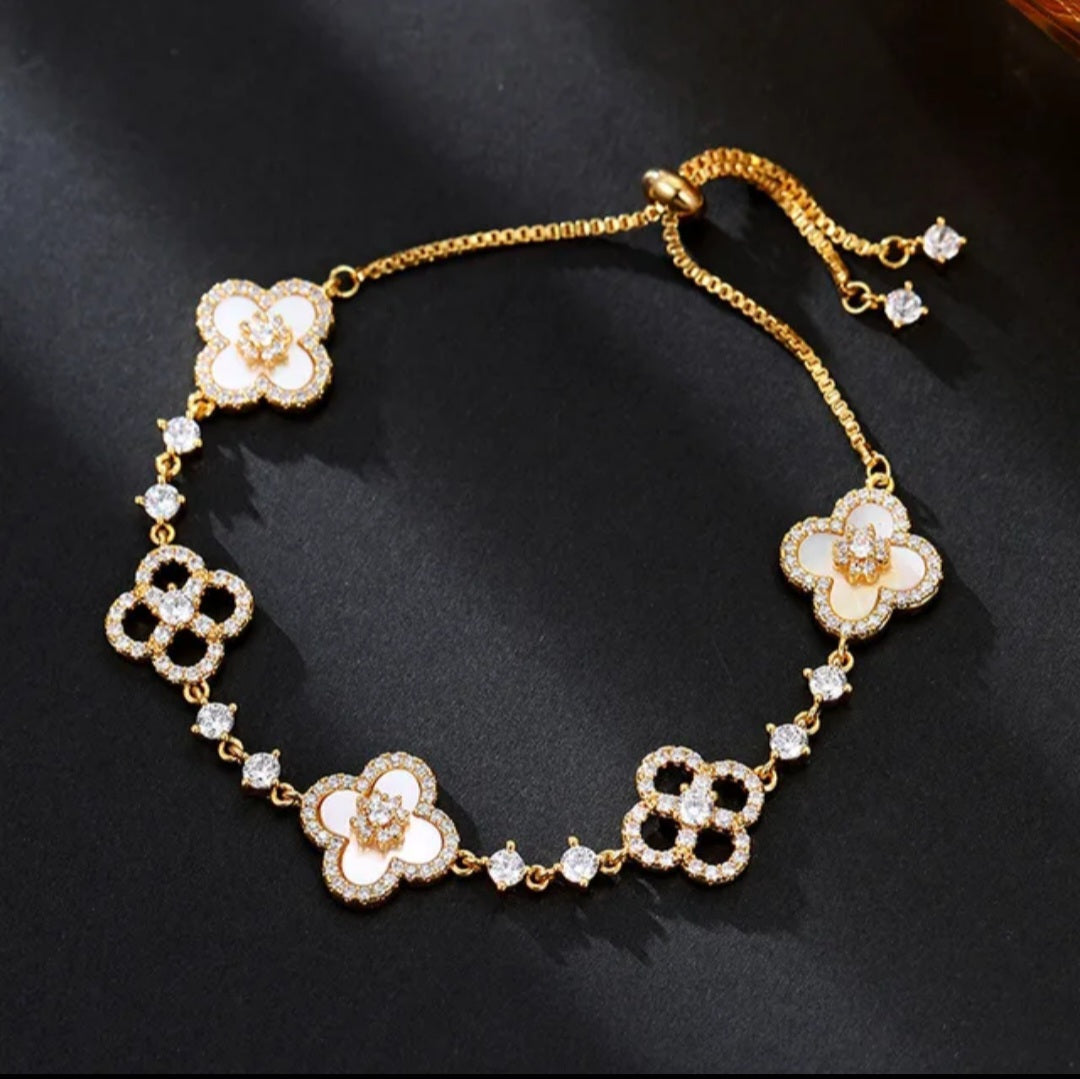 Flower 18K Gold Plated Bracelets Versatile Fashionable