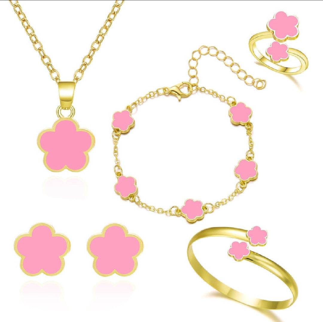 Fashion Jewelry Set Women's All Match Set New Lucky Flower Bracelet Five-Leaf Clover Necklace Ring Earrings