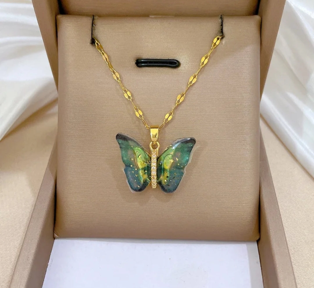 18K Gold Plated Gradual Color Changing Resin Butterfly Pendant Chokers Necklace Women Fashion