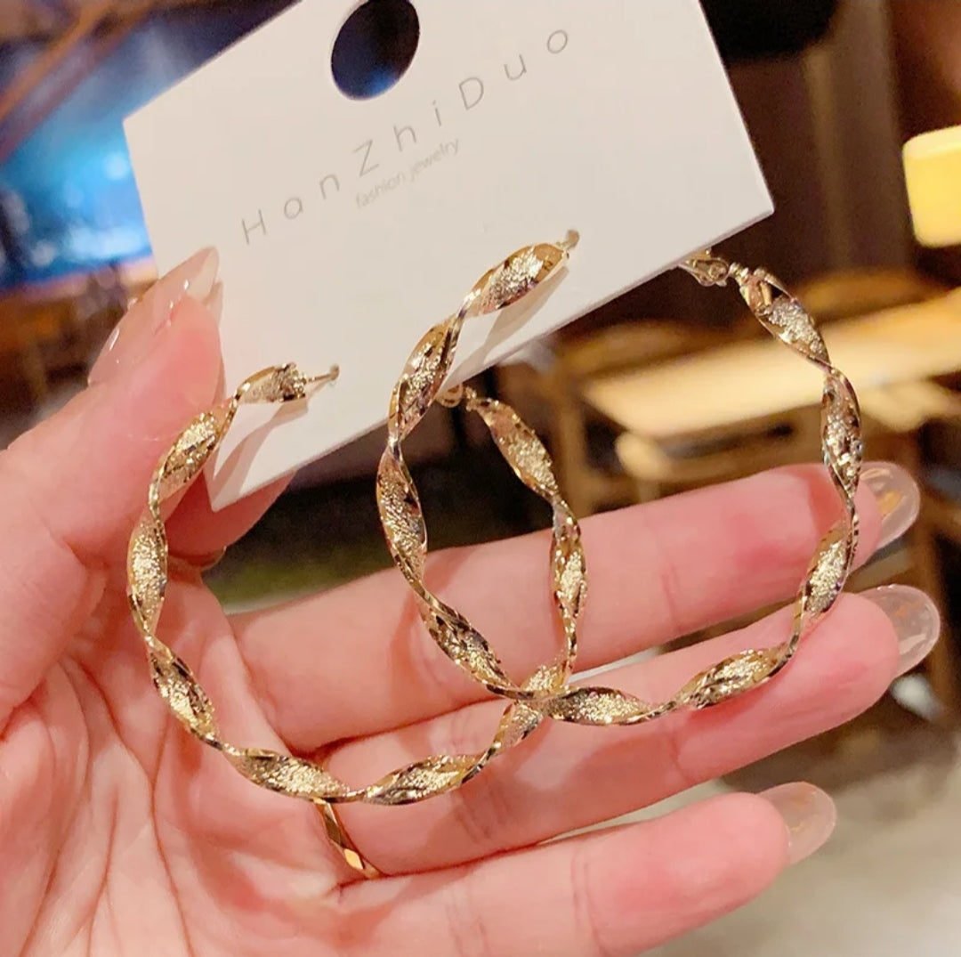 New Fashion Women Circle Earrings Geometric Gold, Silver Plated Big Round Circle Simple Luxury Earrings