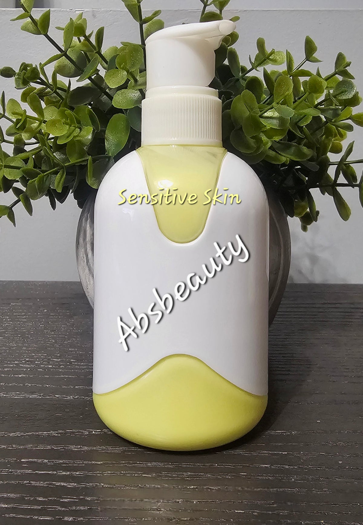 Pari's Glow Cosmetics kiss kiss Promixed Whitening Body Lotion For Tough & Normal Skin💯👍, 1bottle