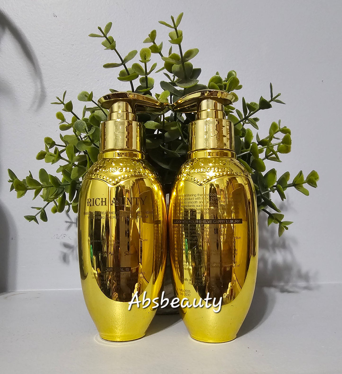 Pari's Glow Cosmetics Rich Aunty Treatment Luxury Intensive Whitening Therapy Body Serum.1pc