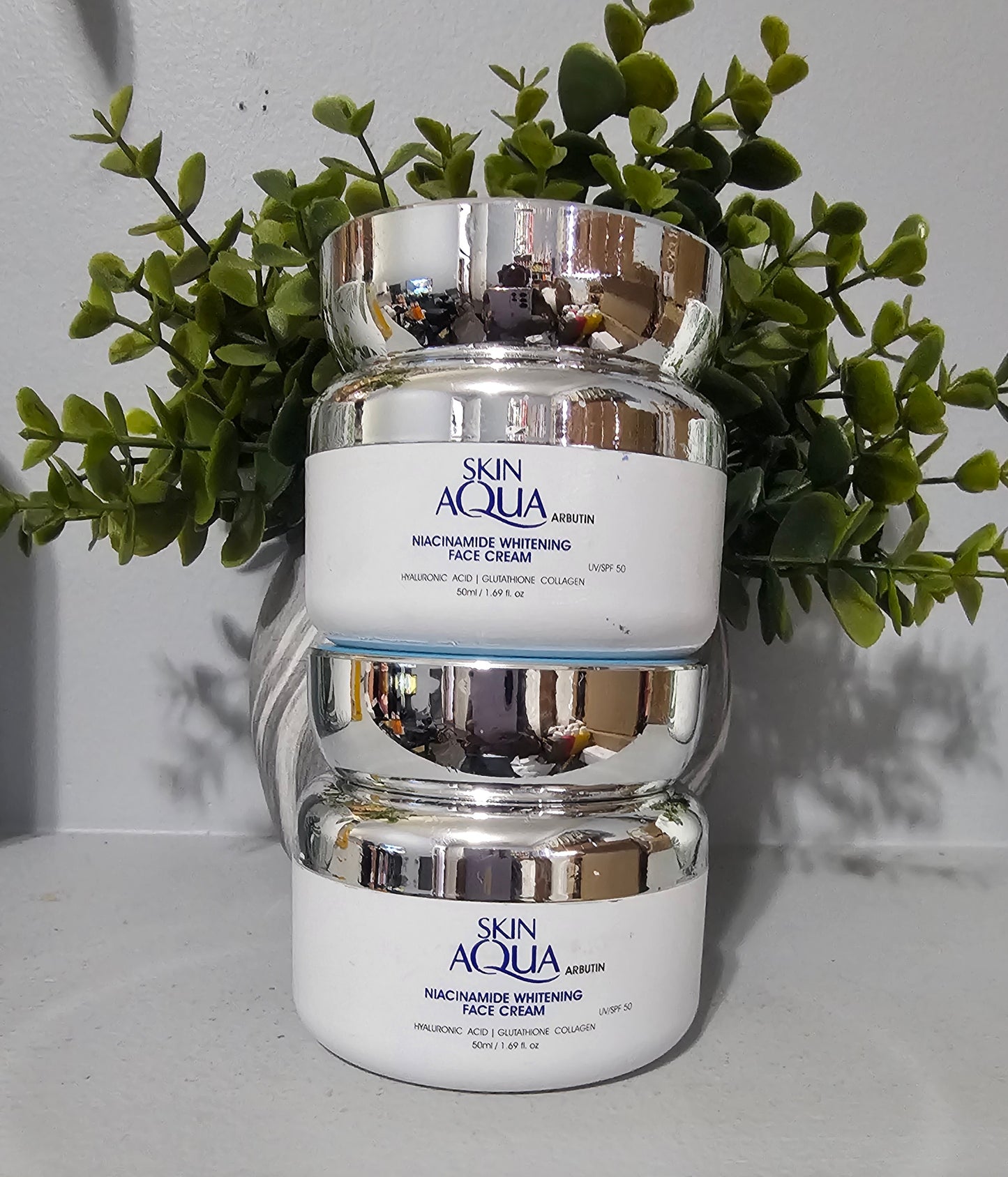 Skin Aqua Arbutin Niacinamide Whitening Face Cream 50ml💯👌