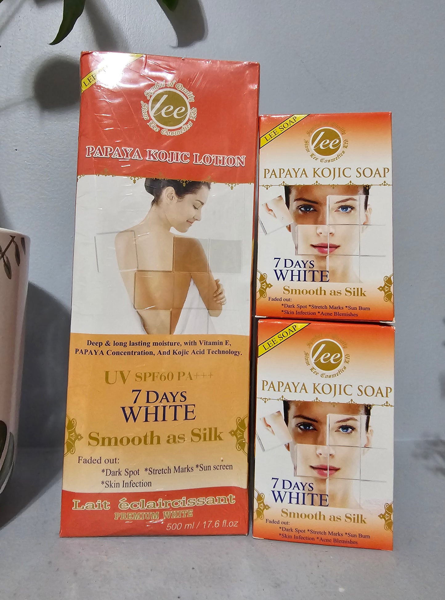 LEE Papaya Kojic Body Lotion(1pc) & Soap (2pcs) 7Days White Smooth As Silk