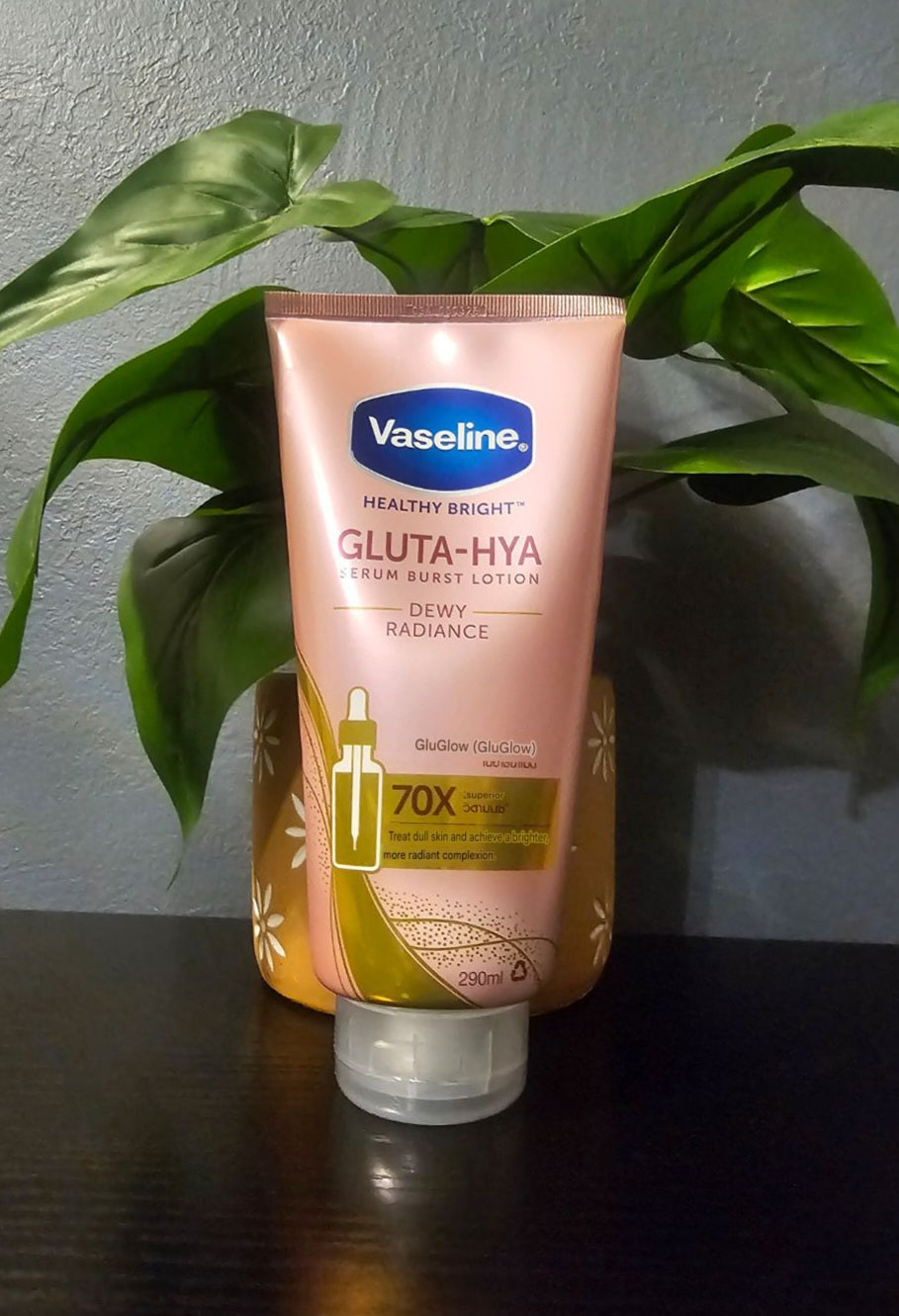 Vaseline Healthy Bright GLUTA-HYA Serum Burst Lotion.1pc