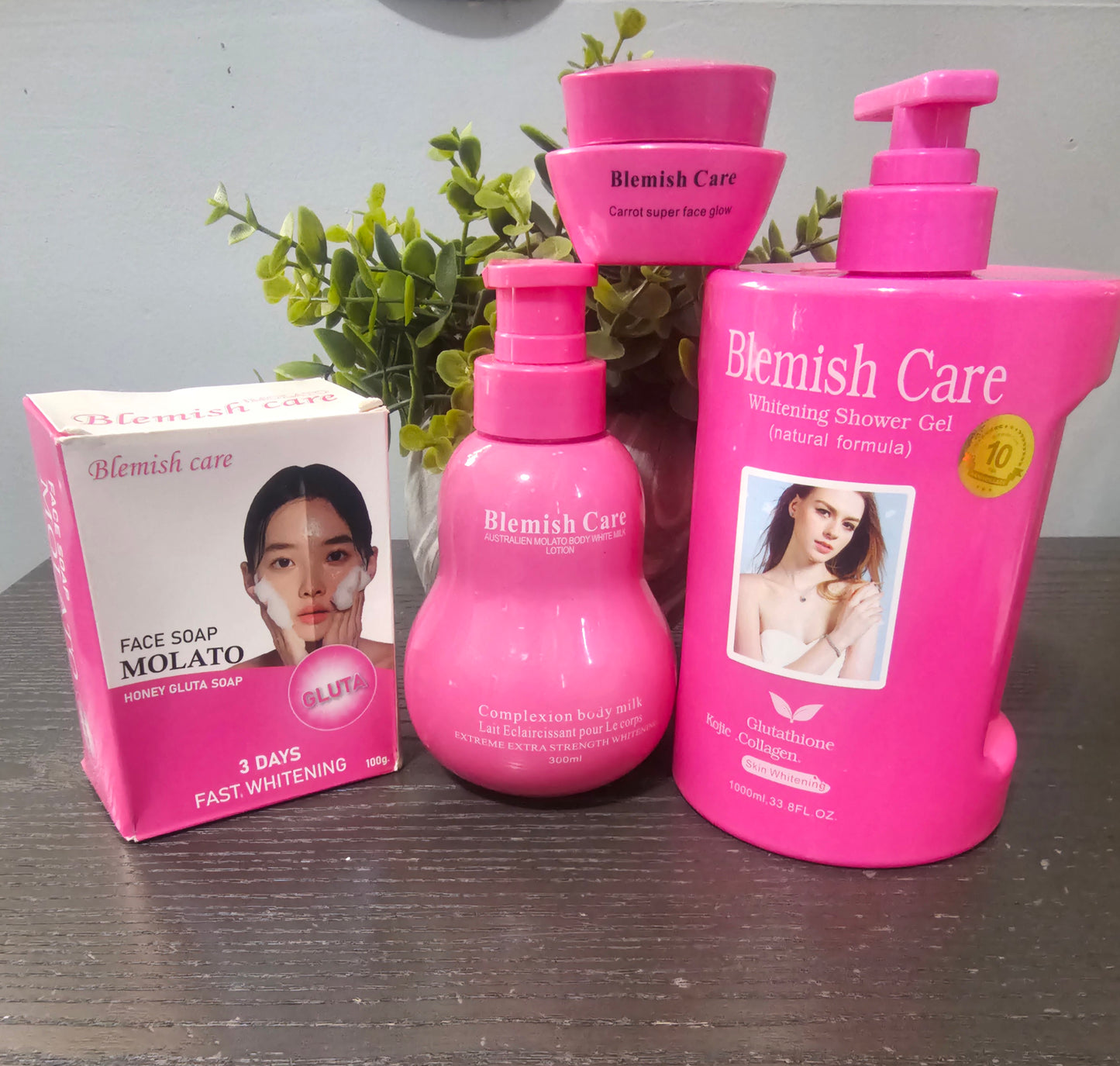 4pcs Face & Body Whitening Set  Blemish Care Whitening Shower Gel 1000ml| Australian Molato Body Lotion 300ml|Molato Honey Gluta Face Soap 100g| Carrot Super Glow Face Cream( Night routine)✨️ 💯👌