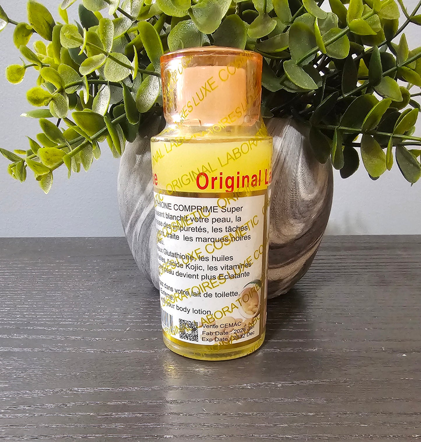 Glutathione Comprime whitening serum 100ml,Original&Authentic💯👌1pc. Mix into your body lotion, cream or shower gel