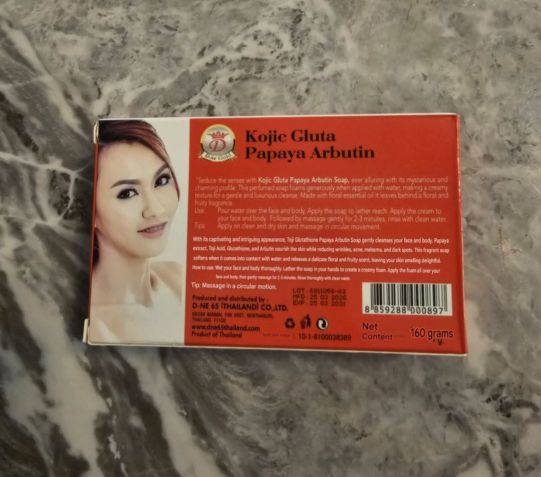 Kojic white Gluta Papaya Arbutin 7days Whitening Soap 160g 4in1 Authentic By D-ne Gold.2pcs