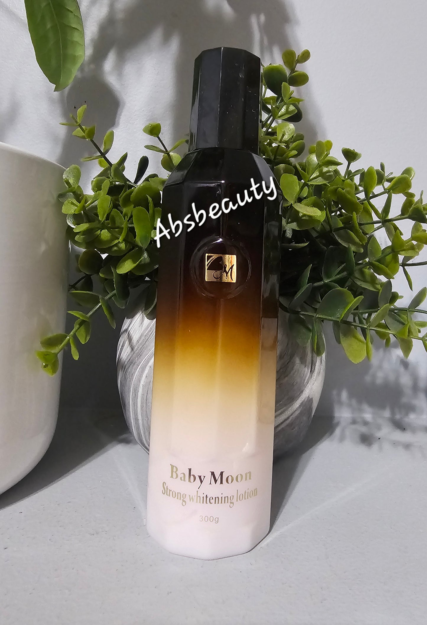 Bismid Baby Moon Strong Whitening Body Lotion 300ml