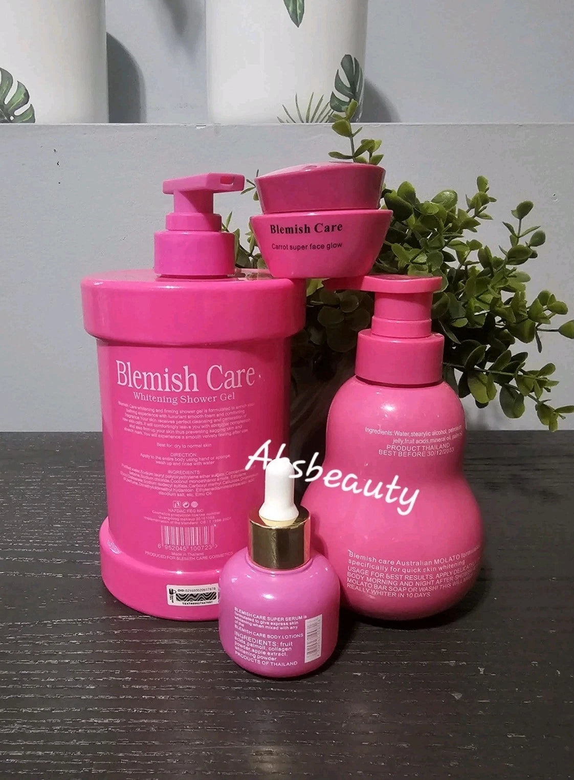 Blemish Care 4in1 Whitening Set Shower Gel, Body Lotion, Face Cream & Serum