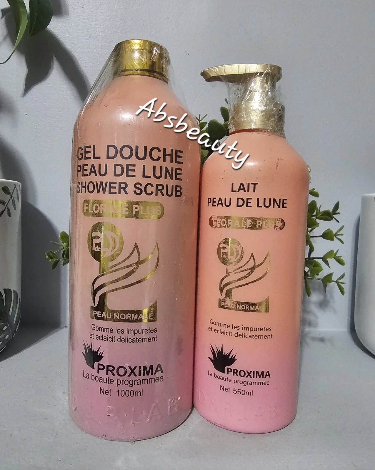 Peau De Lune Lightening Shower Scrub Body Wash1 1000ml & Body Lotion 400ml Combo