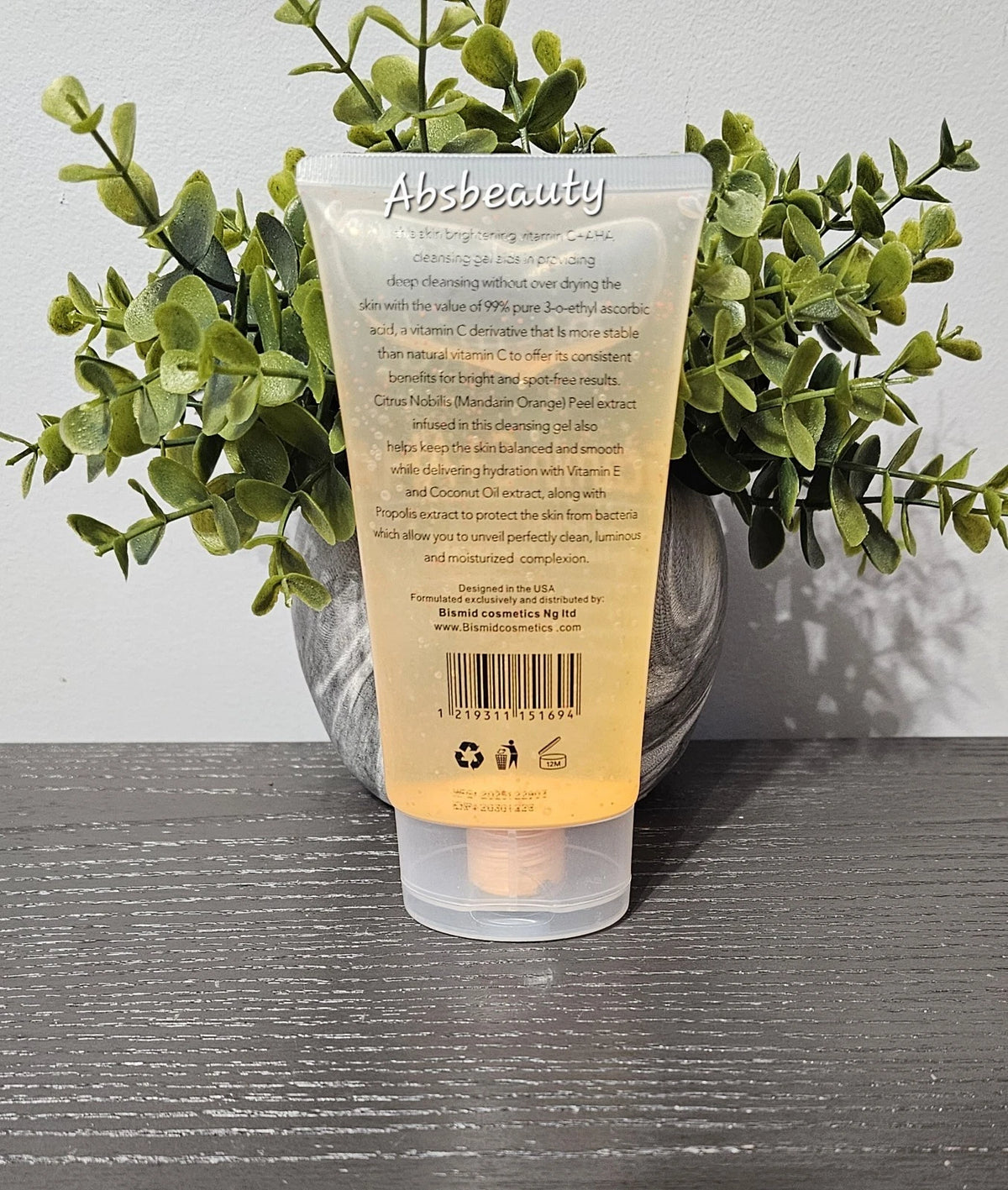 Bismid Vit.C + AHA Super Bright Exfoliating Face Wash 180ml