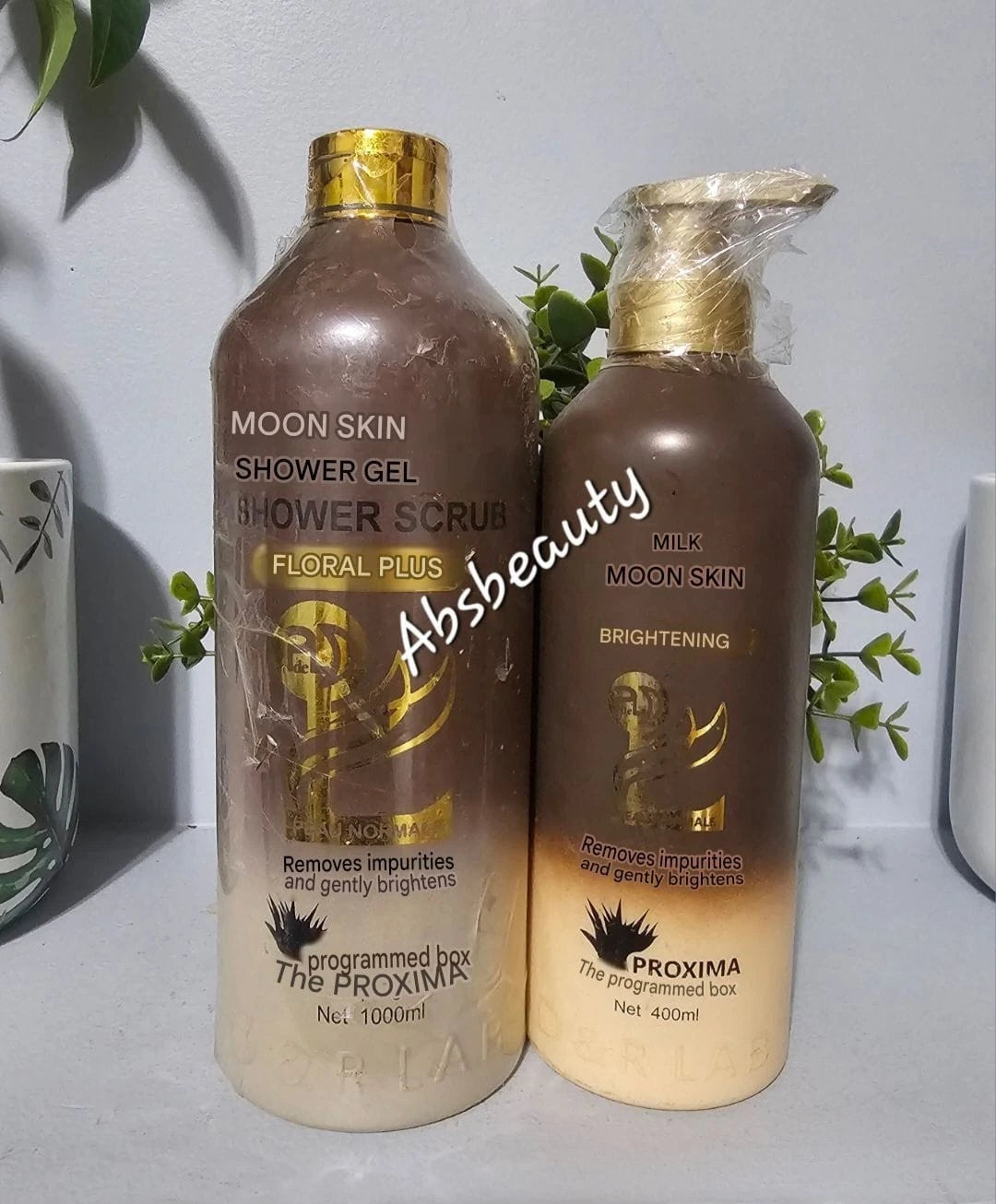 Peau De Lune Floral Plus Brightening Shower Scrub & Body Lotion 550ml